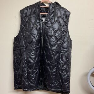 Maurices women’s Shiny Black Quilted Vest